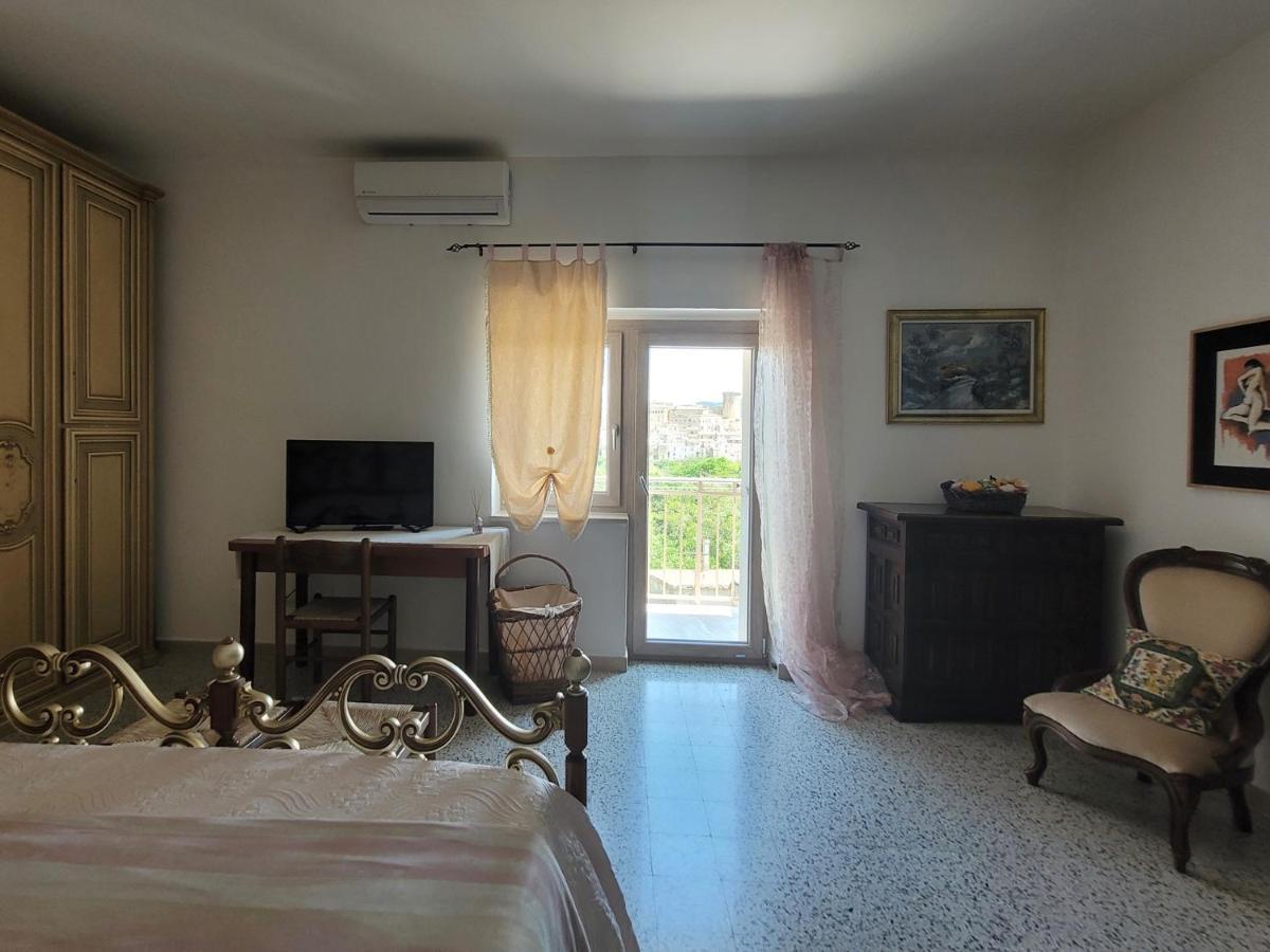 Comfort, Parcheggio E Balcone Su Tricarico In Basilicata, Io Sono Qui Eksteriør bilde