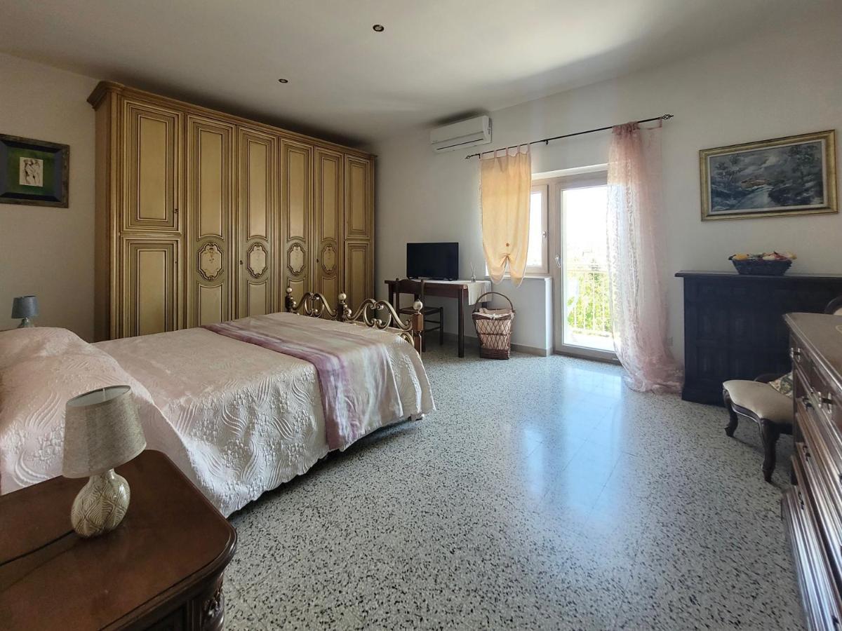 Comfort, Parcheggio E Balcone Su Tricarico In Basilicata, Io Sono Qui Eksteriør bilde